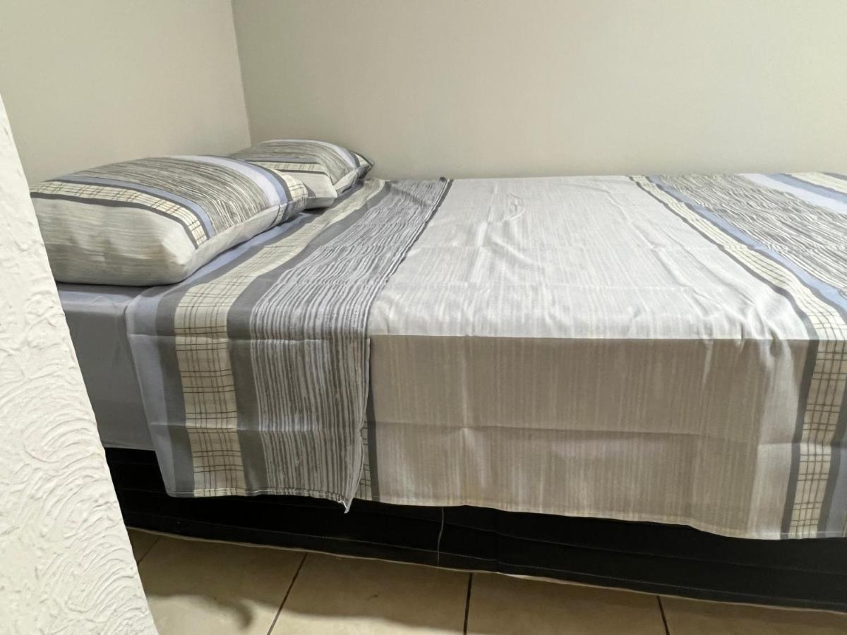 Apartamento 4 Quartos Av Beira Mar Nº 36 - Edif Canto Nobre - Guarapari Es Extérieur photo